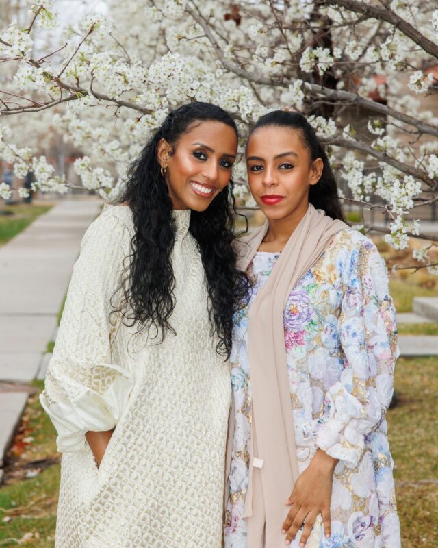 Like branches from the same tree, always growing together.
.
.
.
#sisterportraitphotography #familysessionphotographer #denverphotographer